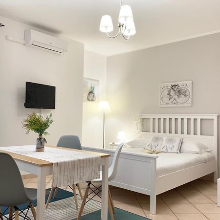 Berlino 17 Apartment Olbia Bagian luar foto